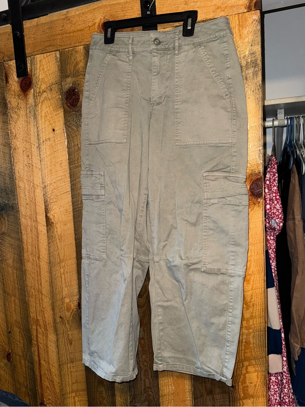 Universal Thread Women's Straight-Leg Cargo Pants
